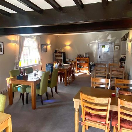 Bed and Breakfast Crown & Anchor Grantham Exterior foto